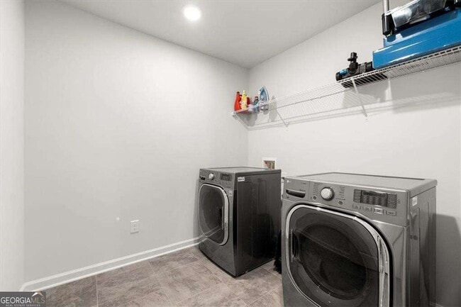 Building Photo - 29 Dew Drop Ln