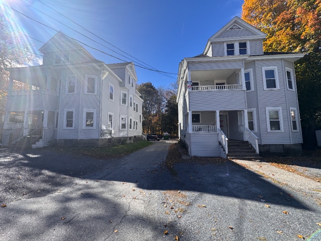 Building Photo - 7 Mulberry St