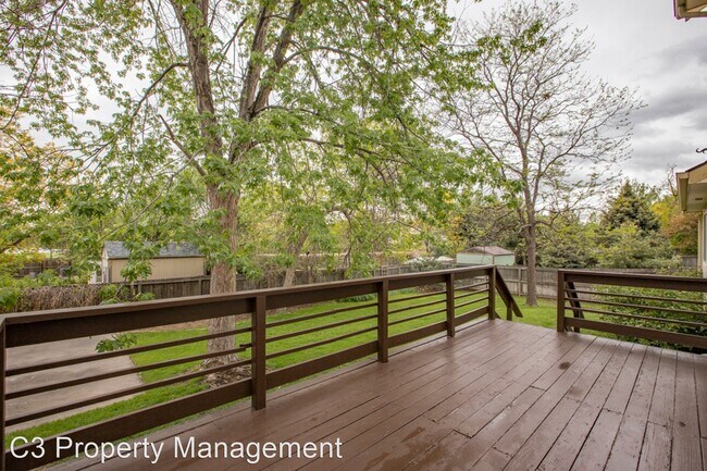 Building Photo - 4 br, 2 bath House - 910 49th Ave Court