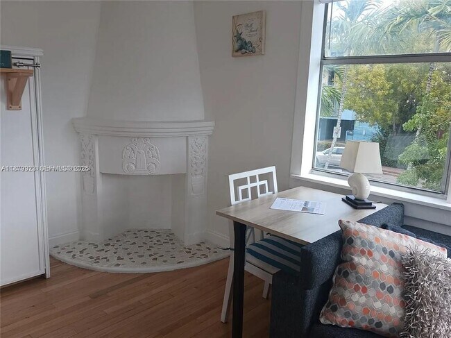 Building Photo - 900 Jefferson Ave