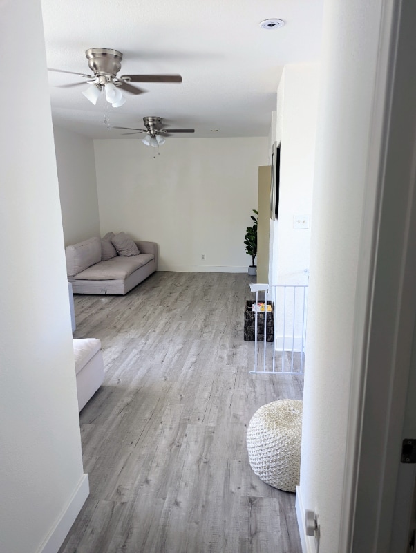 Building Photo - 927 Freeman Ave