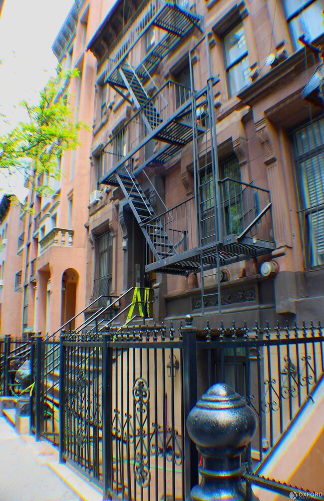 Building Photo - 339 West 51st Street