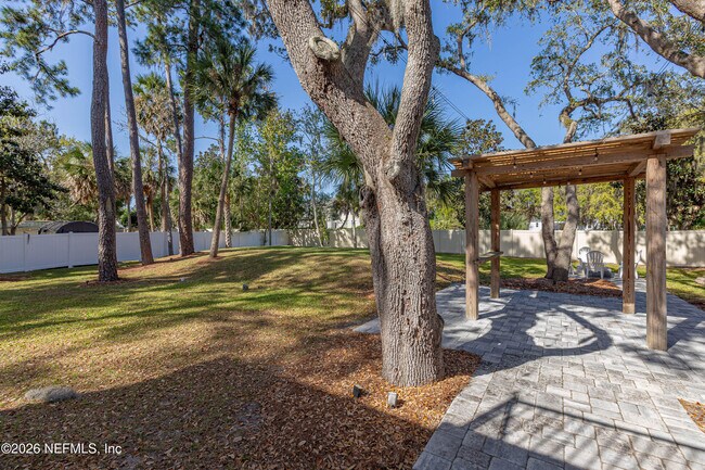 Building Photo - 5631 Heckscher Dr