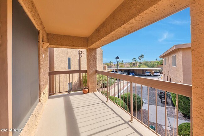 Building Photo - 14849 N Kings Way