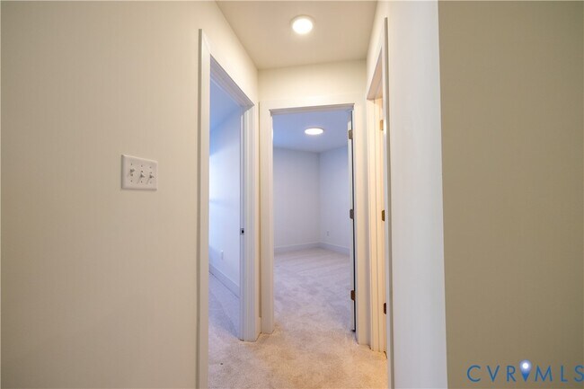 Building Photo - 15309 Sunray Aly