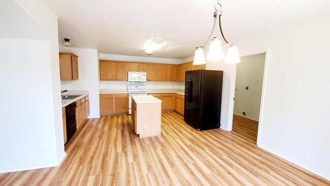 Building Photo - 11110 Montague Trail