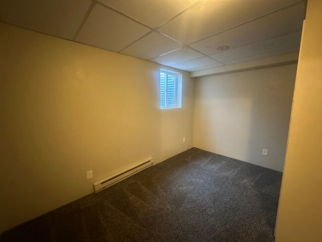 Building Photo - Two Bedroom, Two and half bathroom Townhom...