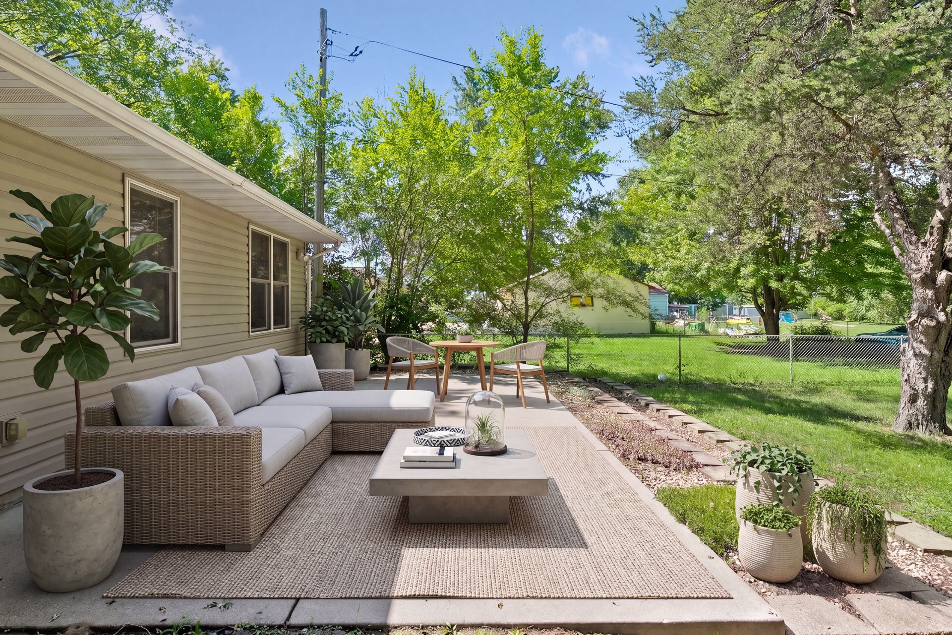 Virtual Staging - 8844 Pascal Ave