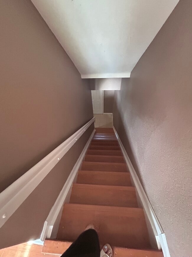 Building Photo - 2866 S Oasis Dr