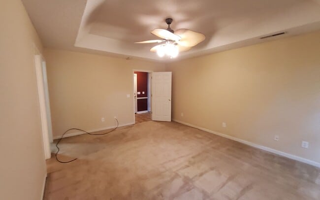 Building Photo - Beautiful Home in Wintergreen Subdivision!
