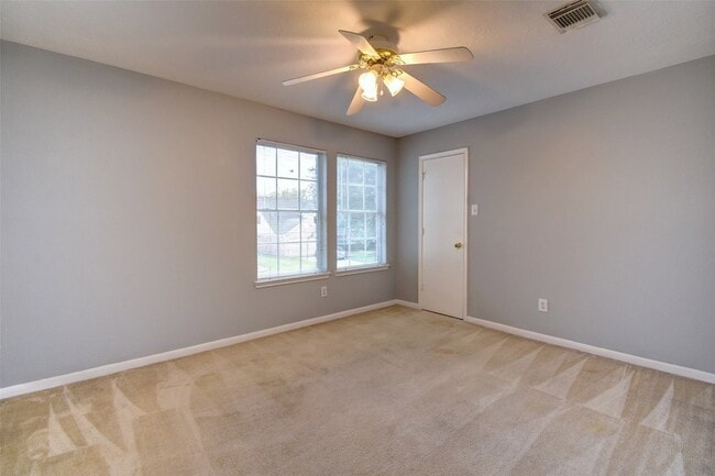 Building Photo - 2114 Whirlaway Dr