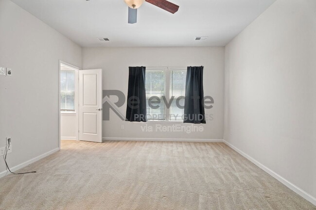 Building Photo - 4223 New Hermitage Dr