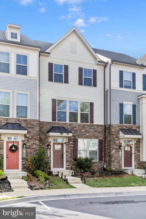 Building Photo - 6110 Stonecat Ct