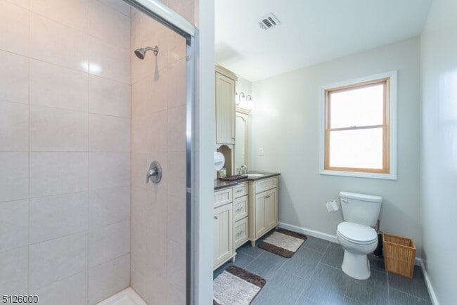 Building Photo - 21 Phoenix Ave