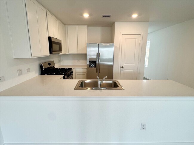 Building Photo - 3044 Angelic Rose Ln