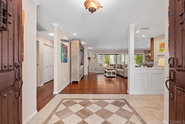 Building Photo - Remodeled 2BR/2BA w/ Large Bonus Room in t...