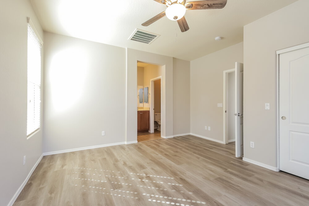 Building Photo - 21038 E Tierra Grande