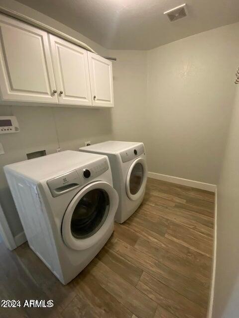 Building Photo - 440 E Del Rio St