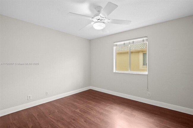 Building Photo - 2277 Pasadena Way