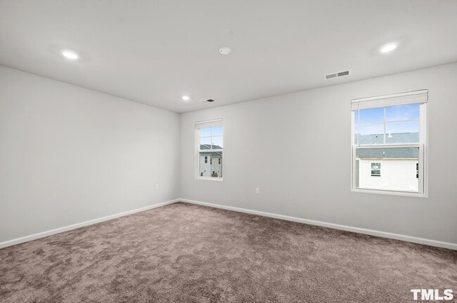 Building Photo - 742 Cormiche Ln