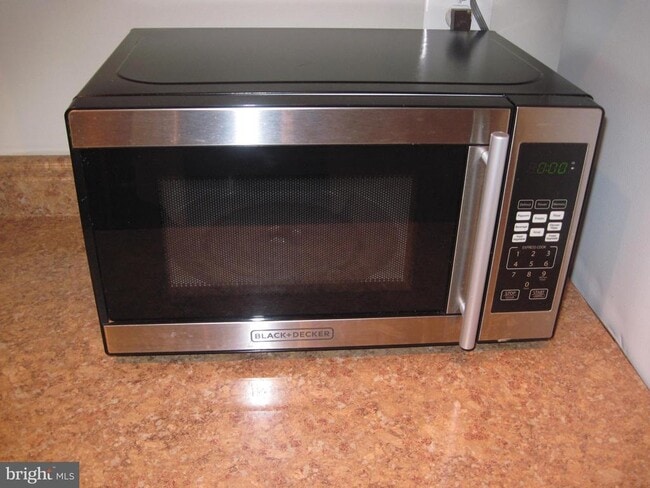 Building Photo - 1200 S Arlington Ridge Rd