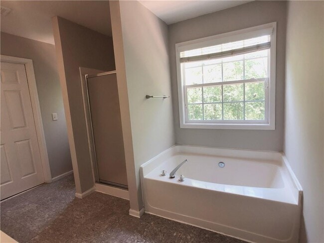 Building Photo - 3983 Rivermeade Dr SW