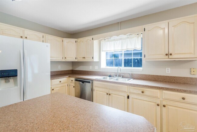 Building Photo - 2566 Barron Ct
