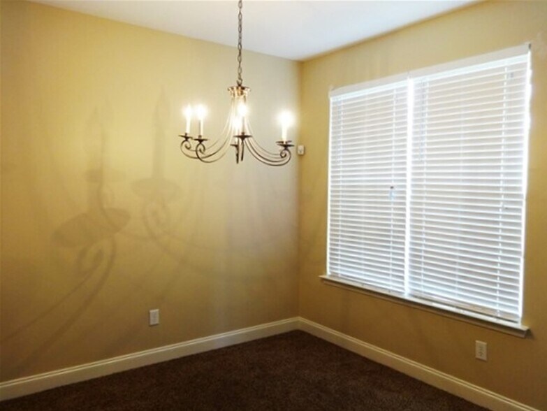 Building Photo - 1413 Raven Rock Trl NW