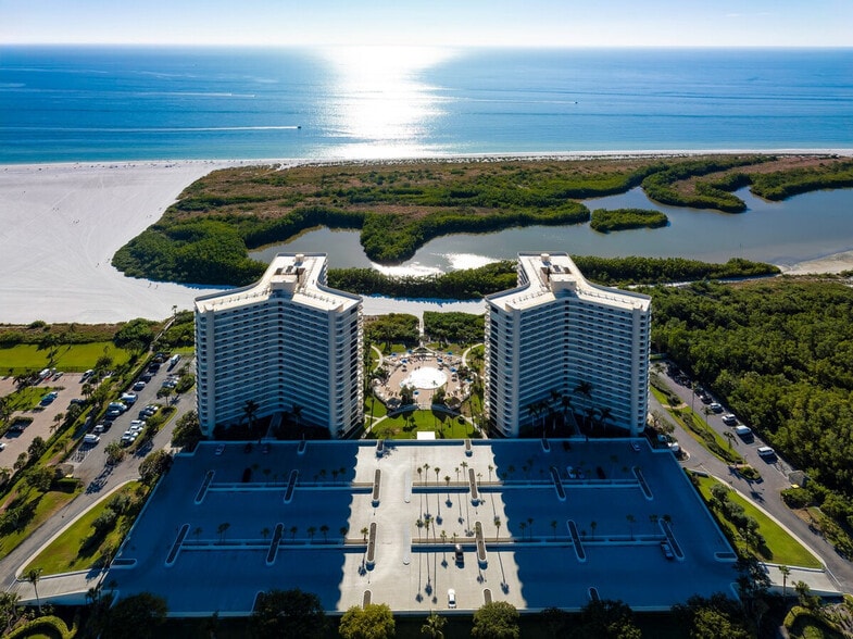 Building Photo - 380 Seaview Ct