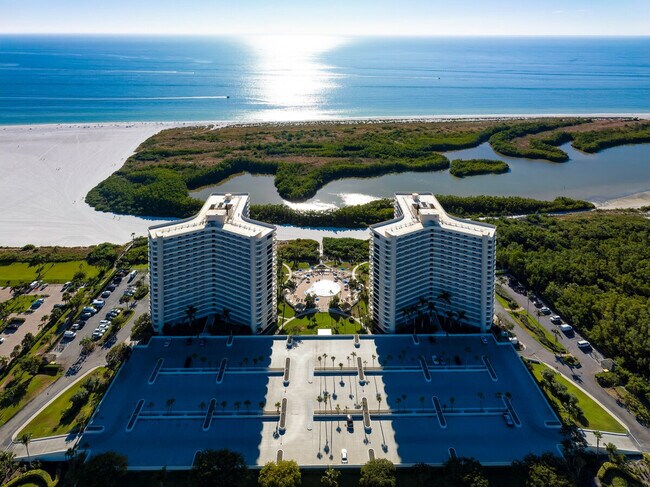 Building Photo - 380 Seaview Ct