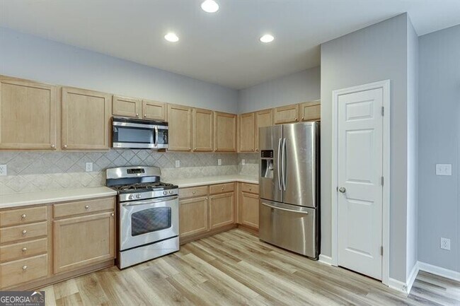 Building Photo - 805 Tulip Poplar Way