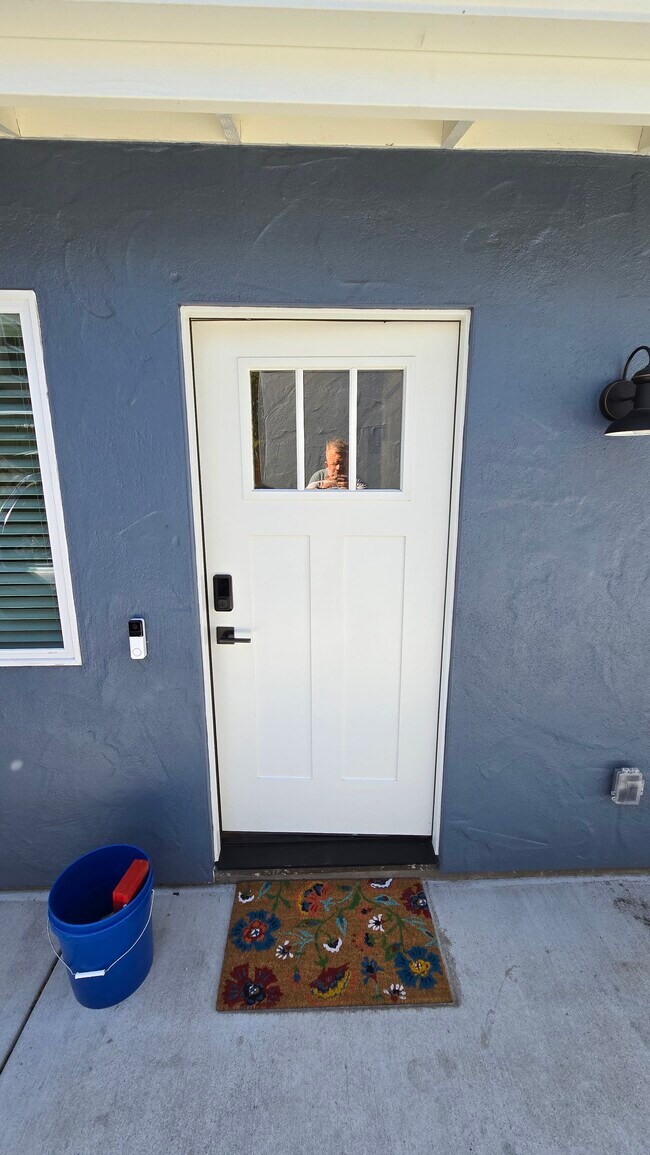 Primary Photo - 738 Locust St