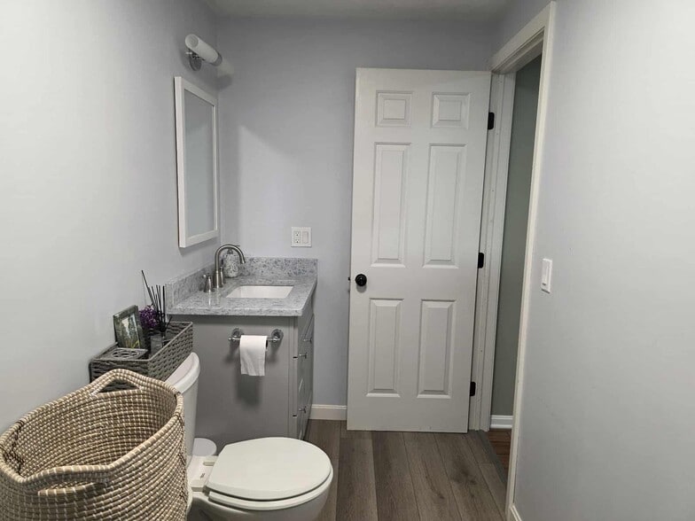 Building Photo - 68 Gatsby Dr