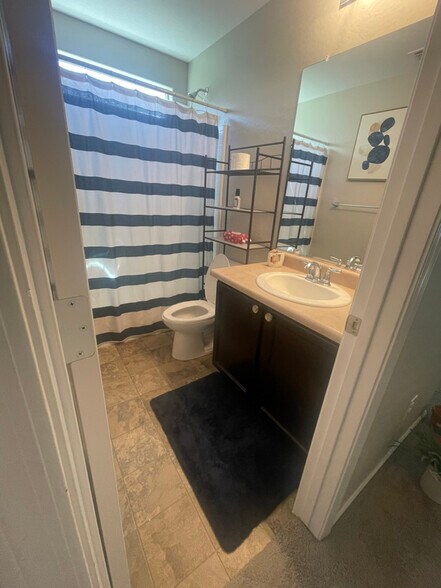 Building Photo - 6032 E Desert Spoon Ln