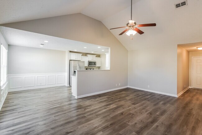 Building Photo - 1711 Bellamy Ln