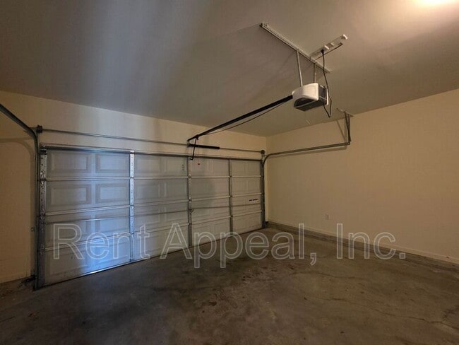 Building Photo - 1490 Avalon Creek Rd