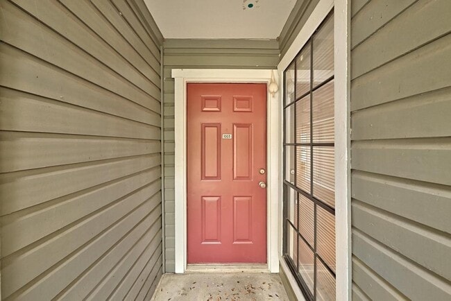 Building Photo - 1601 Faro Dr