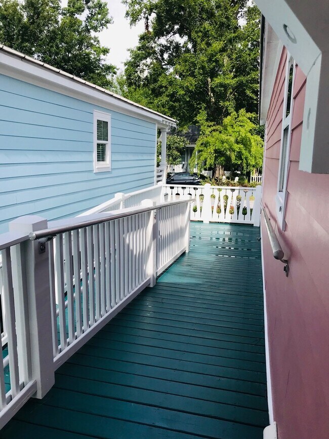 Building Photo - 2 Bedroom Cottage Near Downtown Ocean Springs