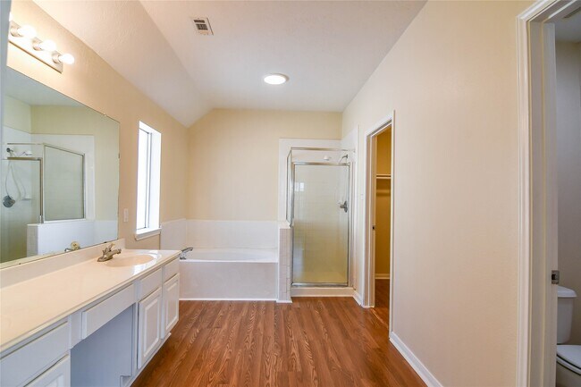 Building Photo - 1811 Ridgeway Trail