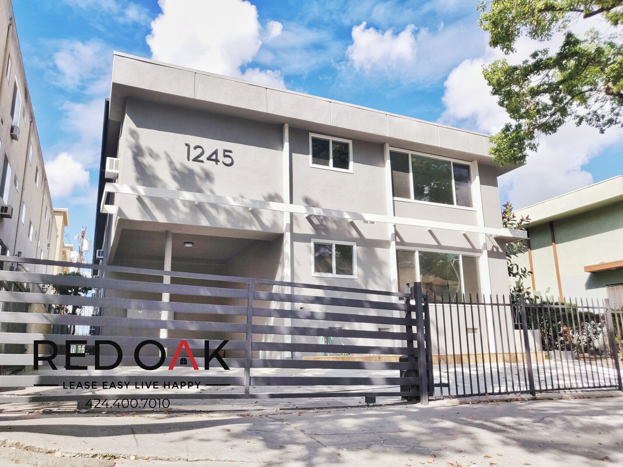 Building Photo - 1245 S. Magnolia-8