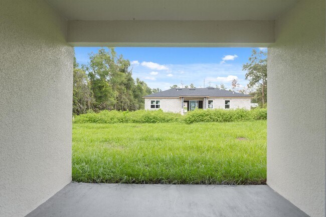 Building Photo - 13640 SW 42nd Court Rd