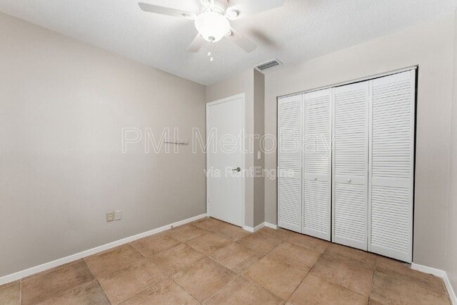 Building Photo - 3306 Laurel Dale Dr