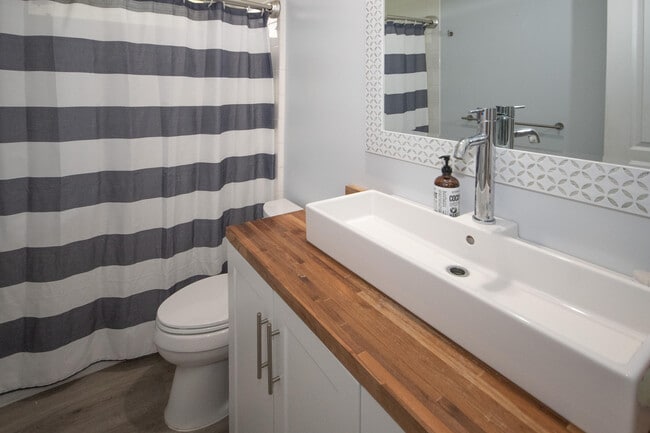 Building Photo - 4204 Water Oak Ct