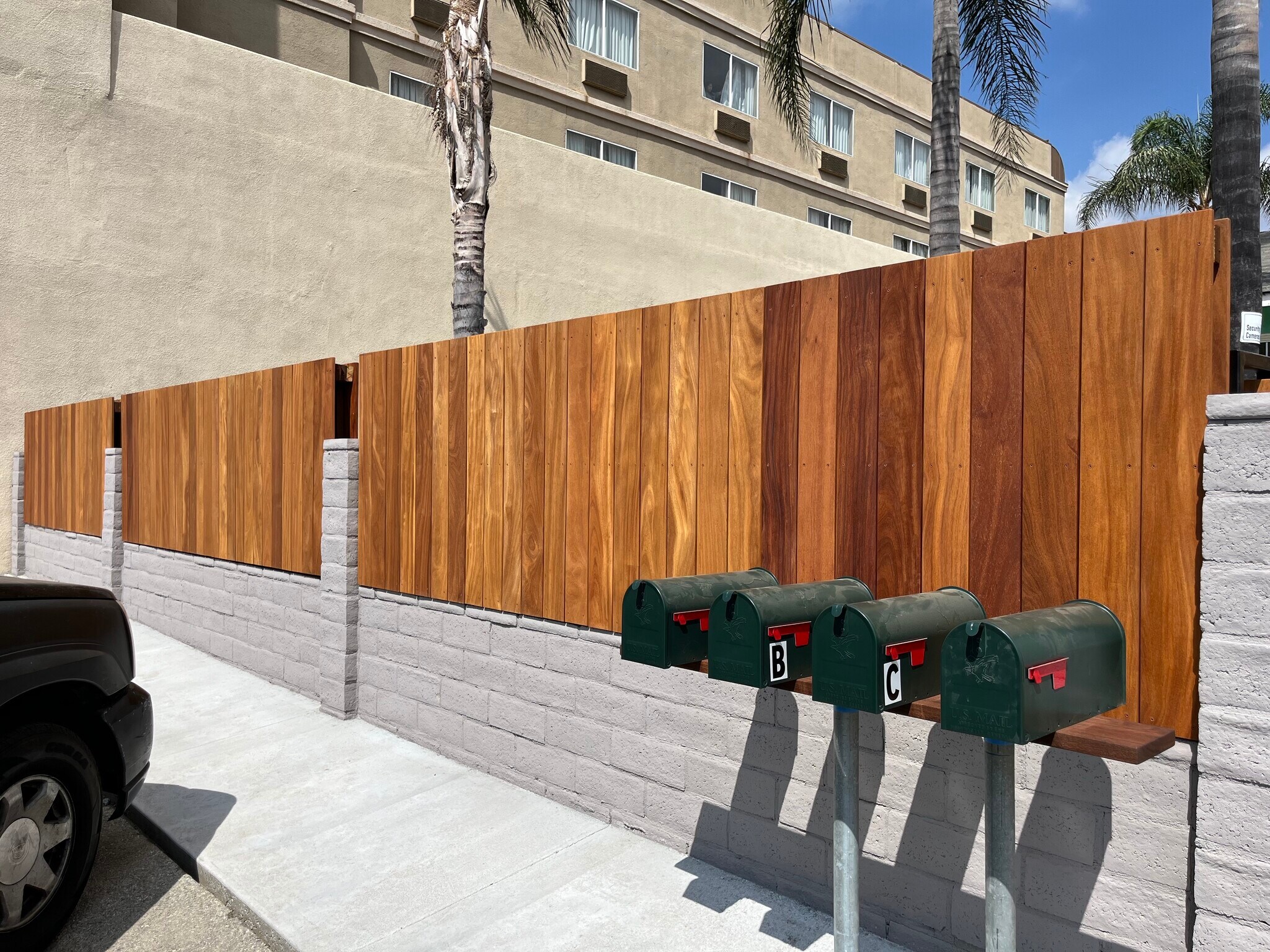 Building Photo - 3547 E Green St