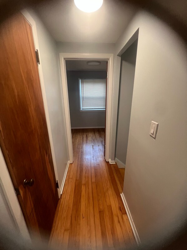 Building Photo - 4420 E 154th St