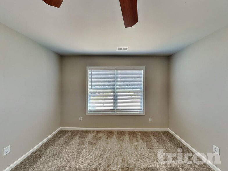 Building Photo - 1090 Heart Pine Dr