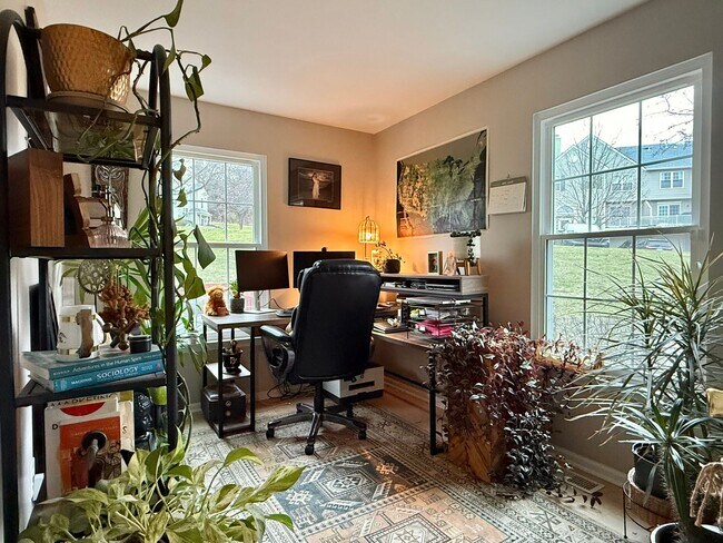 Building Photo - 602 Hamilton St