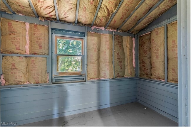 Building Photo - 5223 Clement Ave