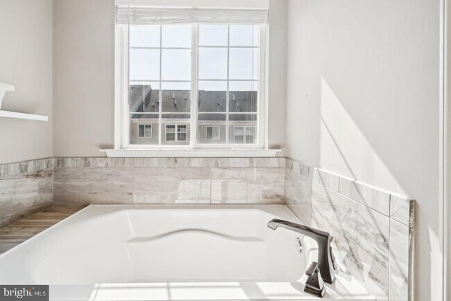 Building Photo - 1118 Bayberry Lane