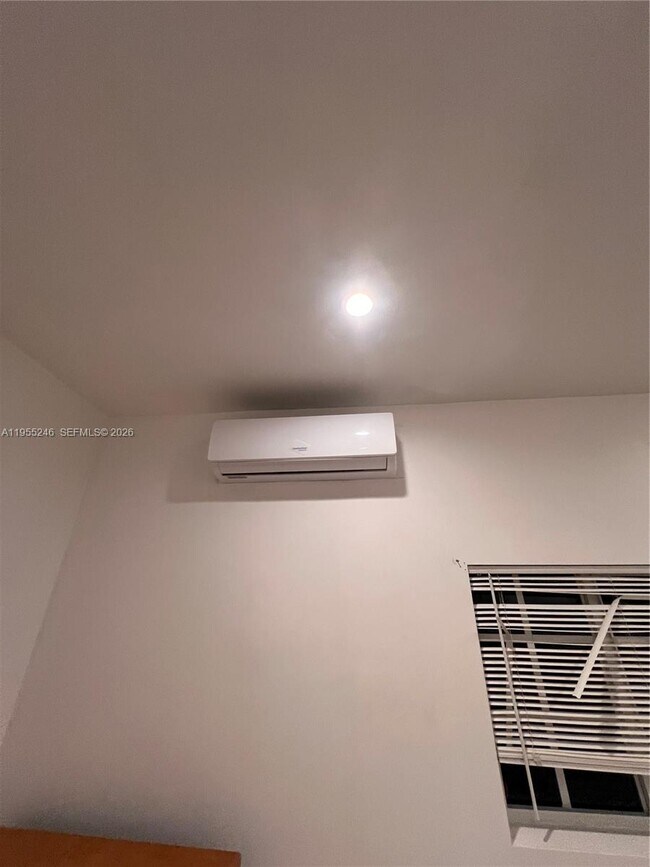 Building Photo - 1610 NW 53rd St